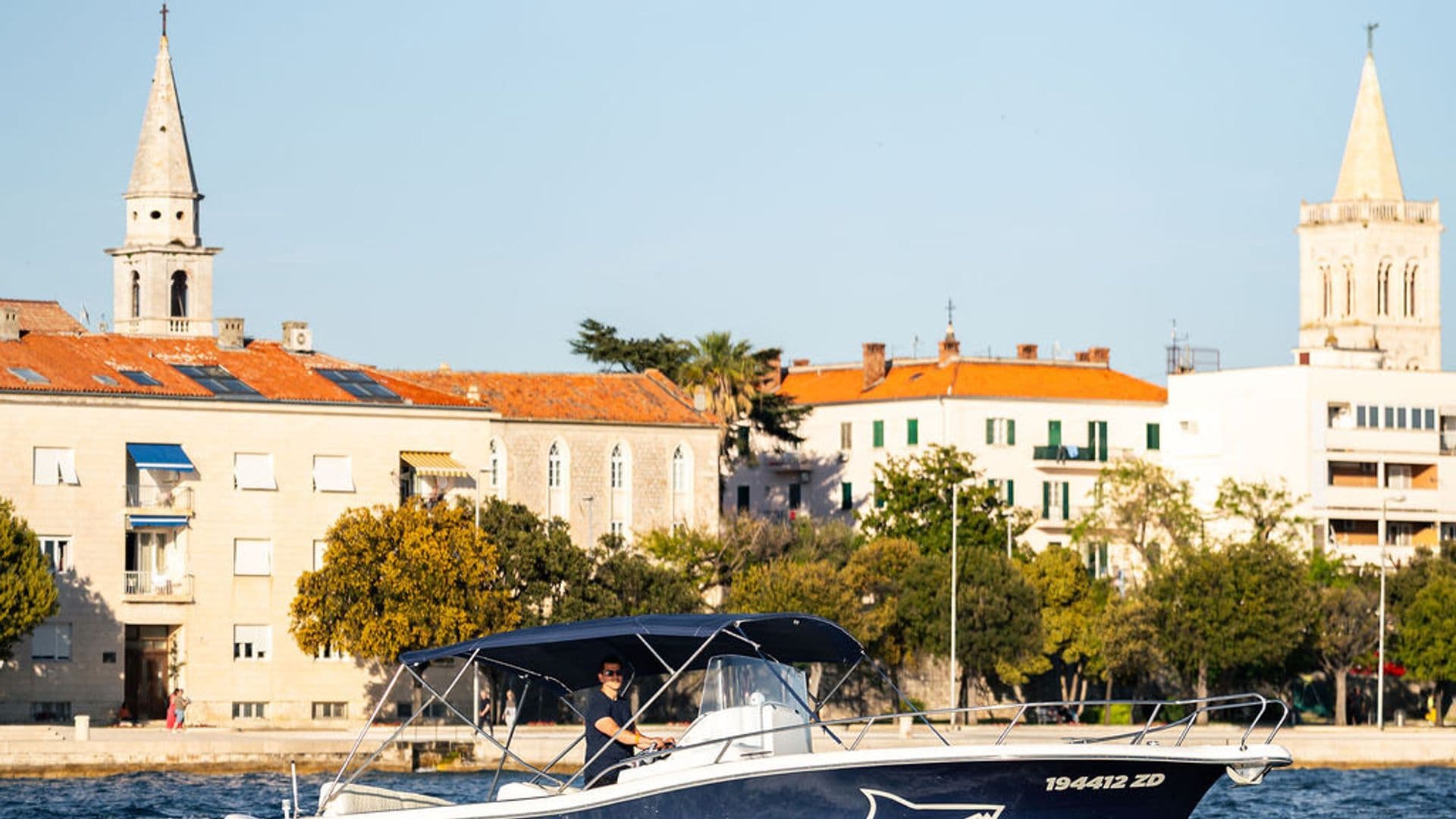 White Shark 265 pogled s boka — Zadar