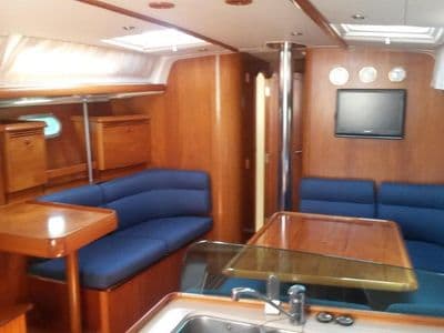 Sun Odyssey 43 interijer — Zadar