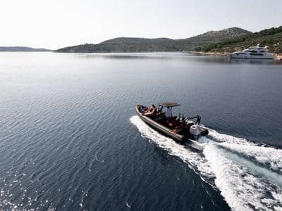 Highfield Patrol 860 na moru — Zadar