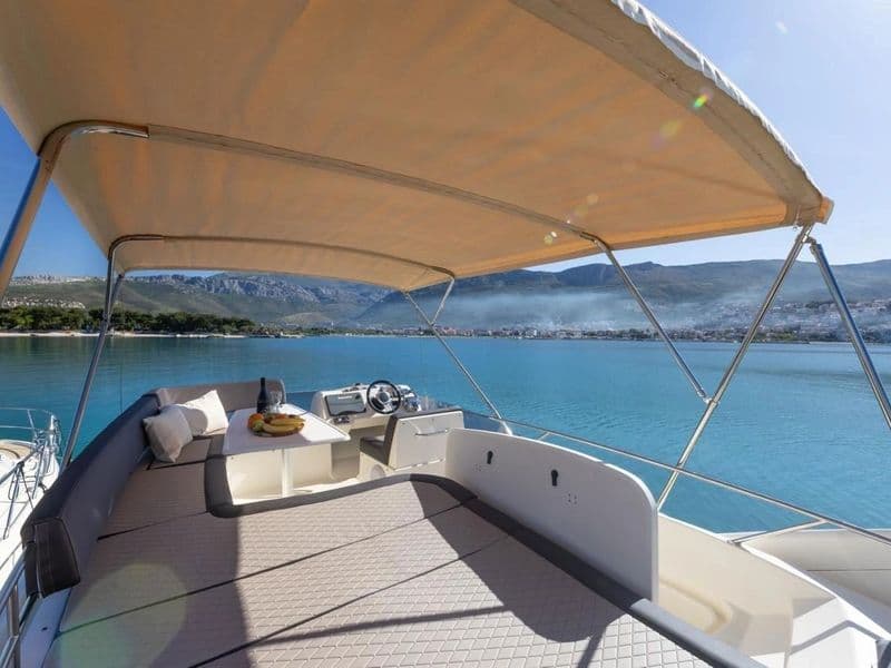 Boating Split - Jeanneau Prestige 400 Fly
