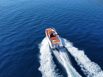 Quicksilver 675 Open na moru