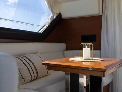 Boating Split - Jeanneau Prestige 400 Fly