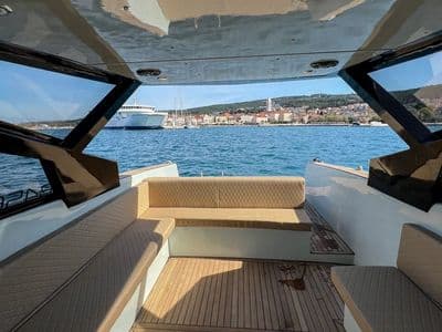 Boating Split - Pelegrin Cabin 34