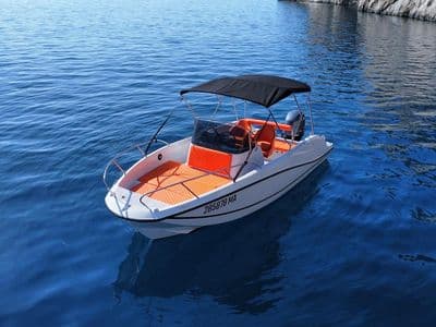 Quicksilver 675 Open paluba