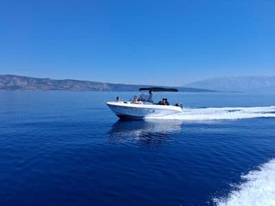 Pacific Craft 670 - Teranga Boat Charter Makarska