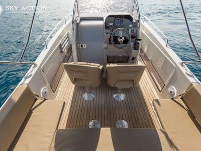 Kokpit i upravljačnica Atlantic 750 Open — Dubrovnik