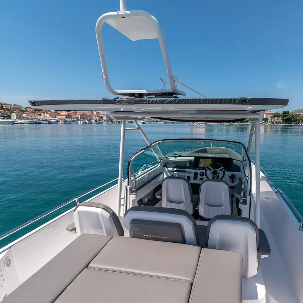 Axopar 28 T-T Trogir