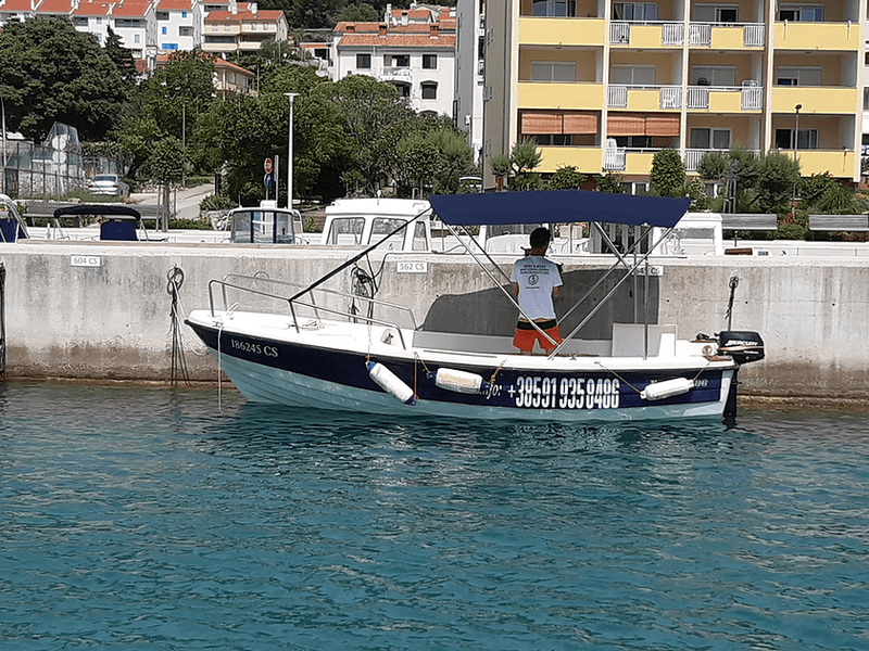 Cres Boats - boat2