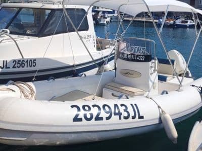 Sea Dragoon 575 gumenjak na moru