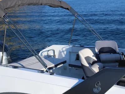 Flyer 7.7 u plovidbi