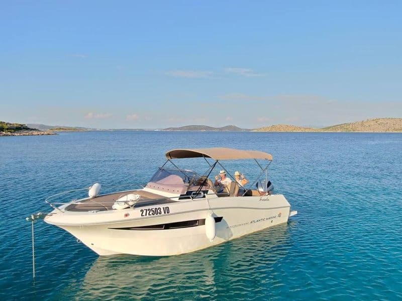 Atlantic Marine Sun Cruiser 690 boat rental Tribunj