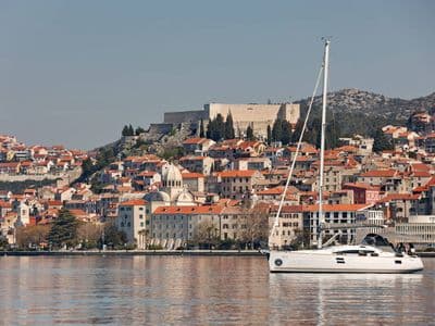 Elan Impression 40 Hulk - Elan Marine Elan Impression 40 for rent in Sibenik