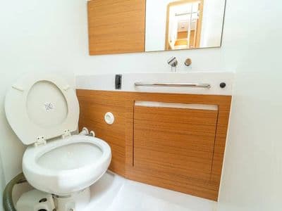 Elan Impression 50 Cupcake - Elan Marine Elan Impression 50 for rent in Sibenik