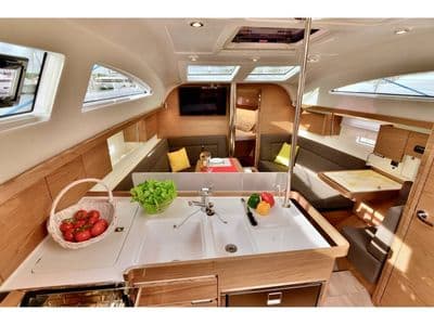 Elan Impression 40 Marco Polo - Elan Marine Elan Impression 40 for rent in Sibenik