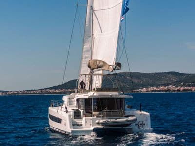 Bali 4.6 Optimus - Catana Bali 4.6 for rent in Sibenik