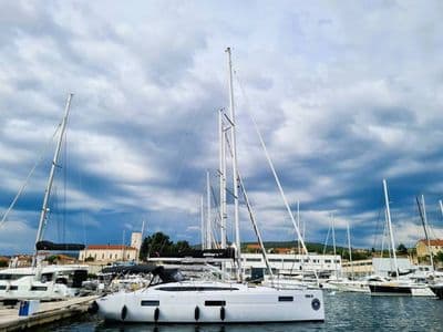 Elan Impression 45 Hangover - Elan Marine Elan Impression 45 for rent in Sibenik