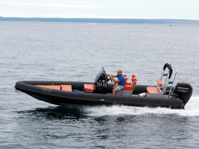 Hydrosport 737 gliser Starigrad Paklenica