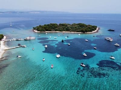 Snorkeling u Plavoj laguni izlet 3 otoka Trogir