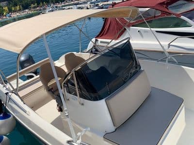 Interquick 675 gliser Starigrad Paklenica