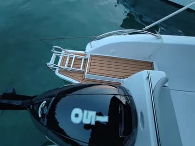 Blueline 21 150HP - Rent a Boat Poreč