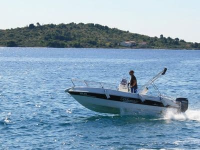 BlueMax 550 Open - Sea Rent a Boat Vodice