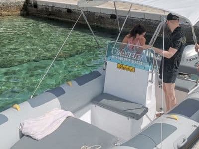 Maestral 150 u plovidbi