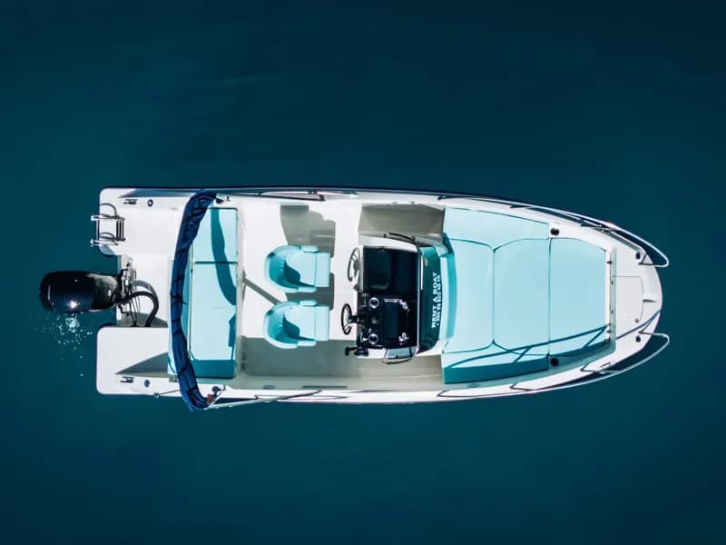 Quicksilver 675 Open u vožnji Makarska