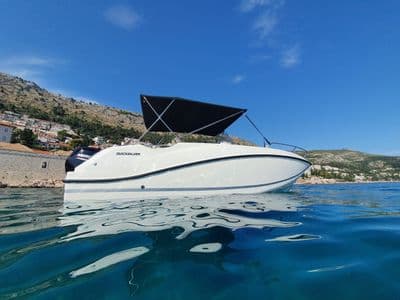Quicksilver 555 Open 2020 — iznajmljivanje motornog broda Dubrovnik