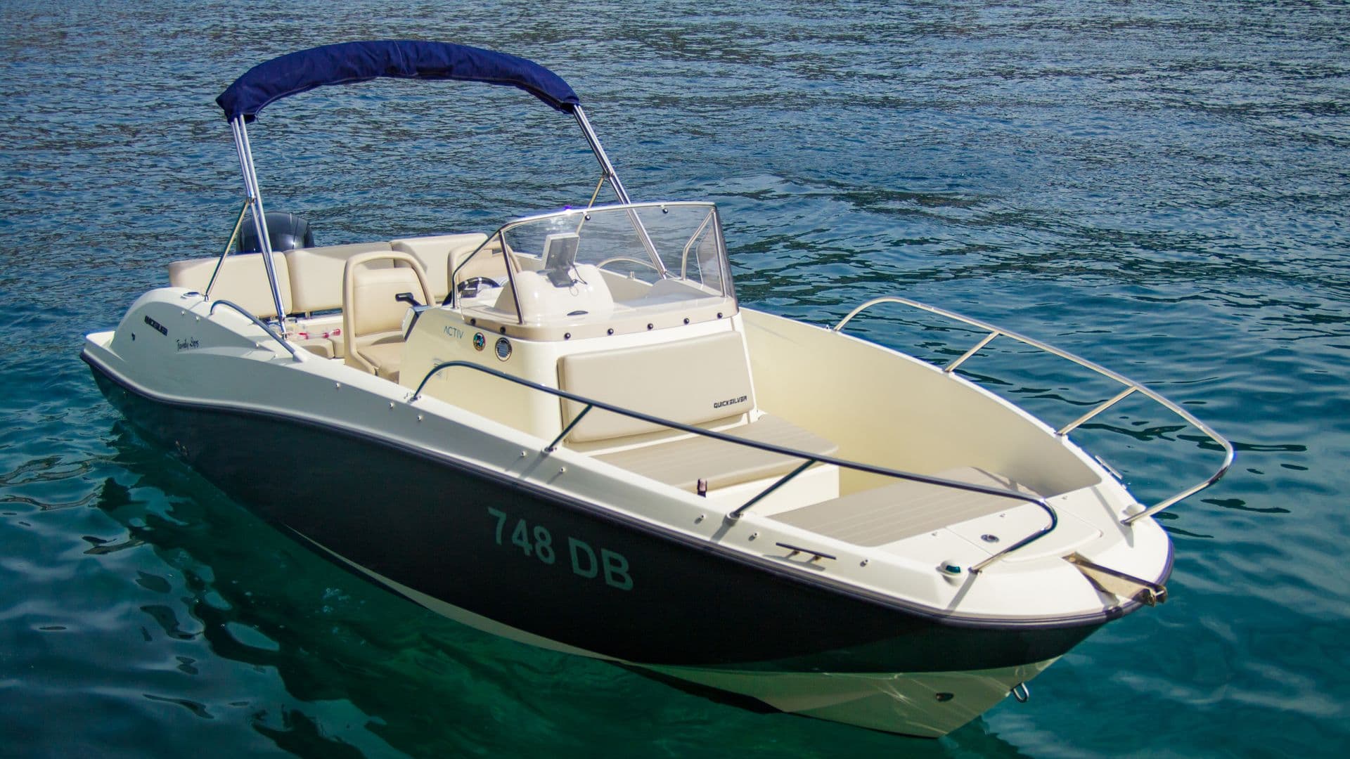 Quicksilver 675 Open — iznajmljivanje motornog broda Dubrovnik