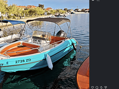Ranieri Sundeck 6.5m vezan u luci
