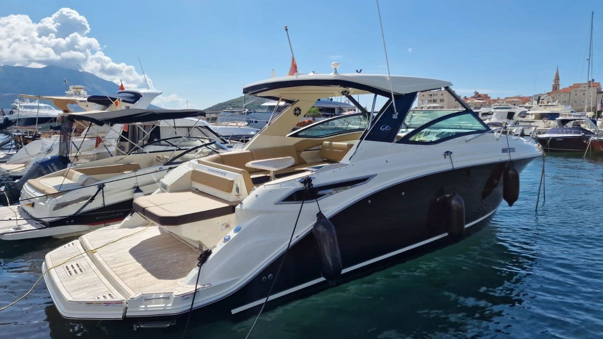 Sea Ray 320 - brod u Budvi - foto 1